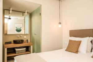 Green 18 min Skiathos Symbol Villas
