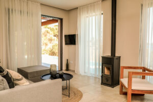 Red 17 min Skiathos Symbol Villas