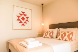 Red min Skiathos Symbol Villas